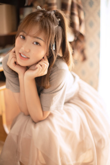 双胞胎一起上阵被轮流欺负